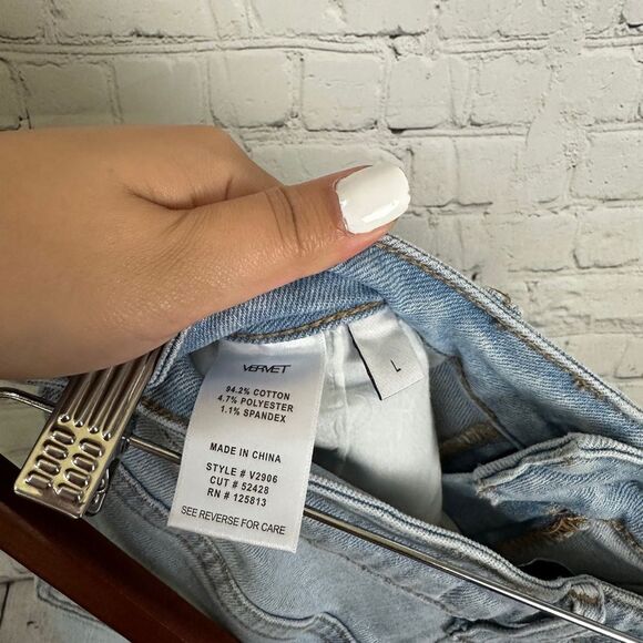 Vervet Stylish Light Blue Denim Women's Shorts Large - Picture 7 of 9